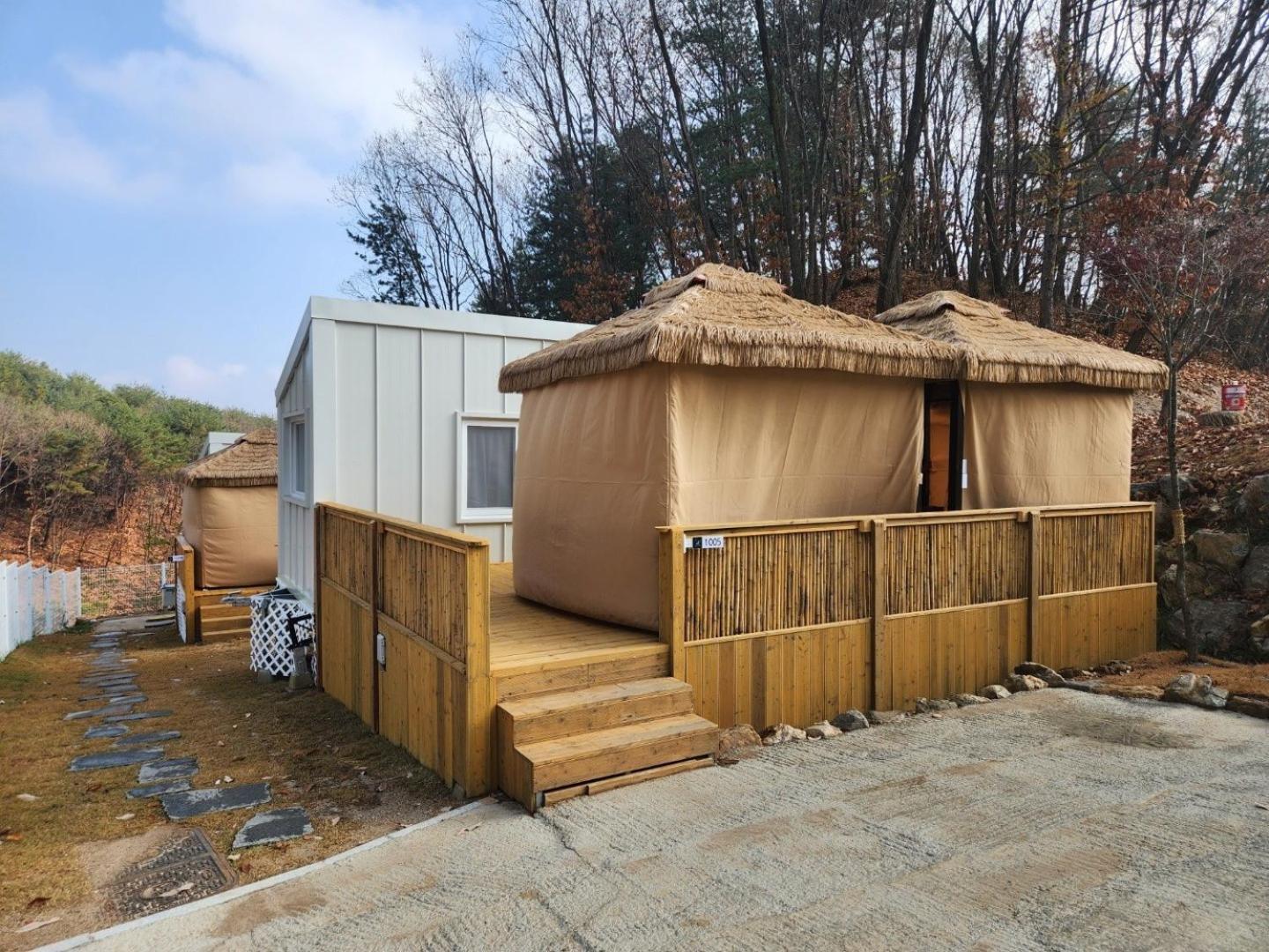 Chuncheon Weolsongli Camp Hotell Rom bilde