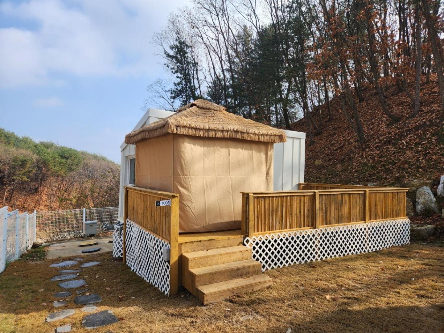 Chuncheon Weolsongli Camp Hotell Rom bilde